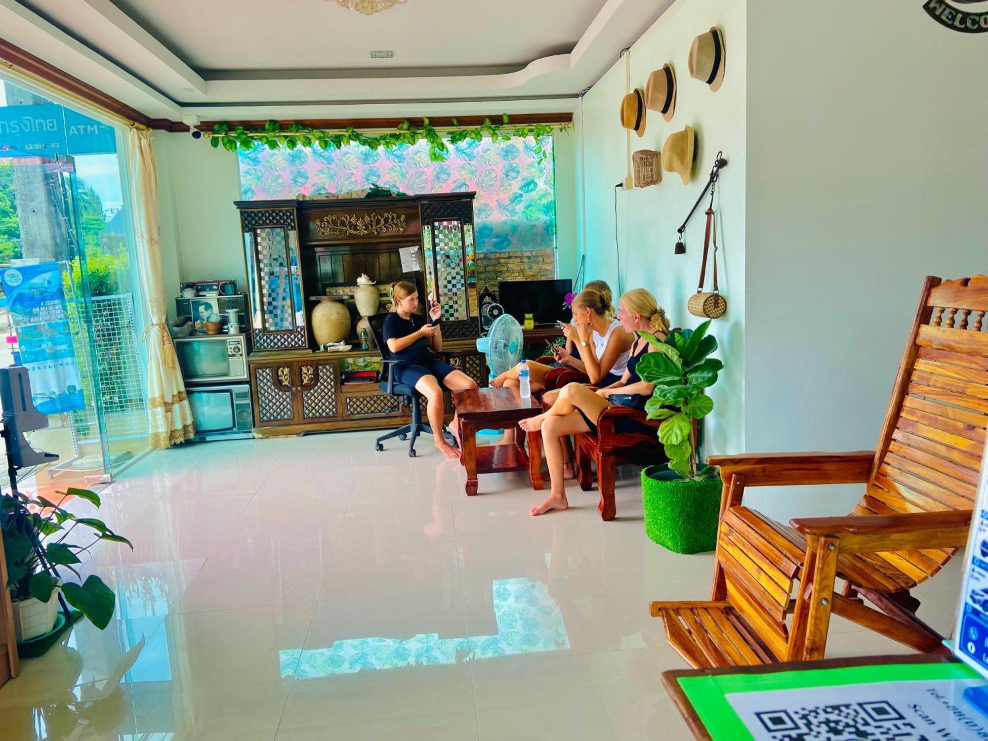 Lanta Grand House Hotel Ko Lanta Exterior foto